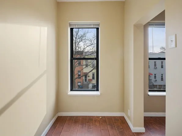 211 29th Street image 8 of 26