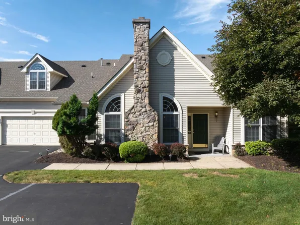 119 Bellflower Rd, Langhorne, PA 19047