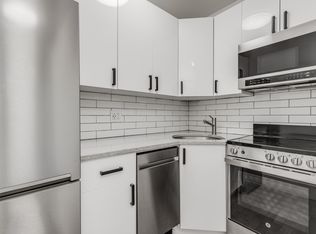 210 W 10th St #4I, New York, NY 10014