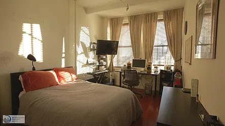 Rented by Metropolitan Property Group