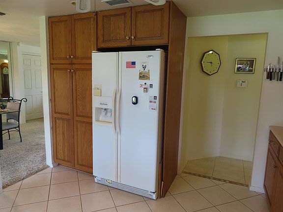5th image of 144 Barre Dr