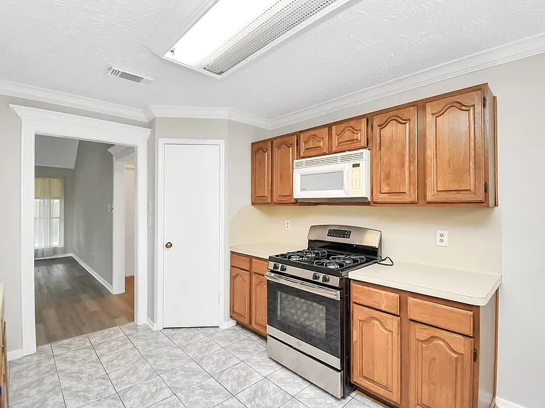 14810 Cypress Ridge Dr — Photo 20
