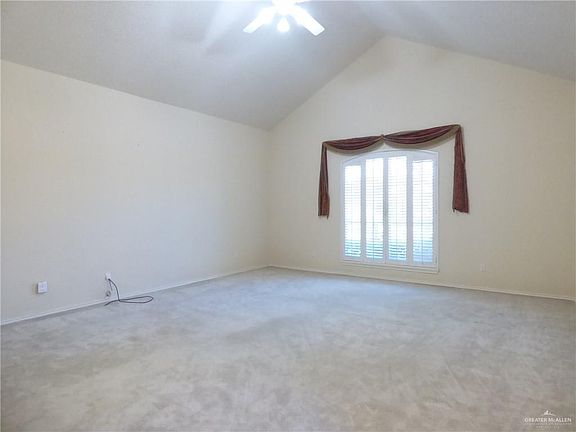 3rd image of 247 Karen Dr