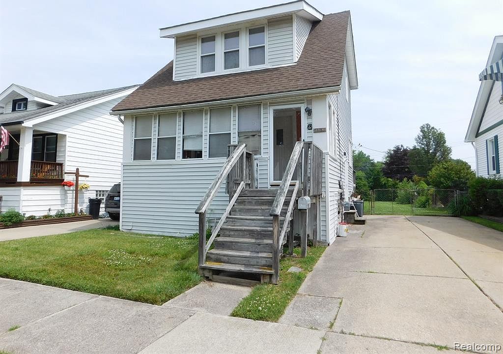 23749 Elmira St, Saint Clair Shores, MI 48082 Zillow