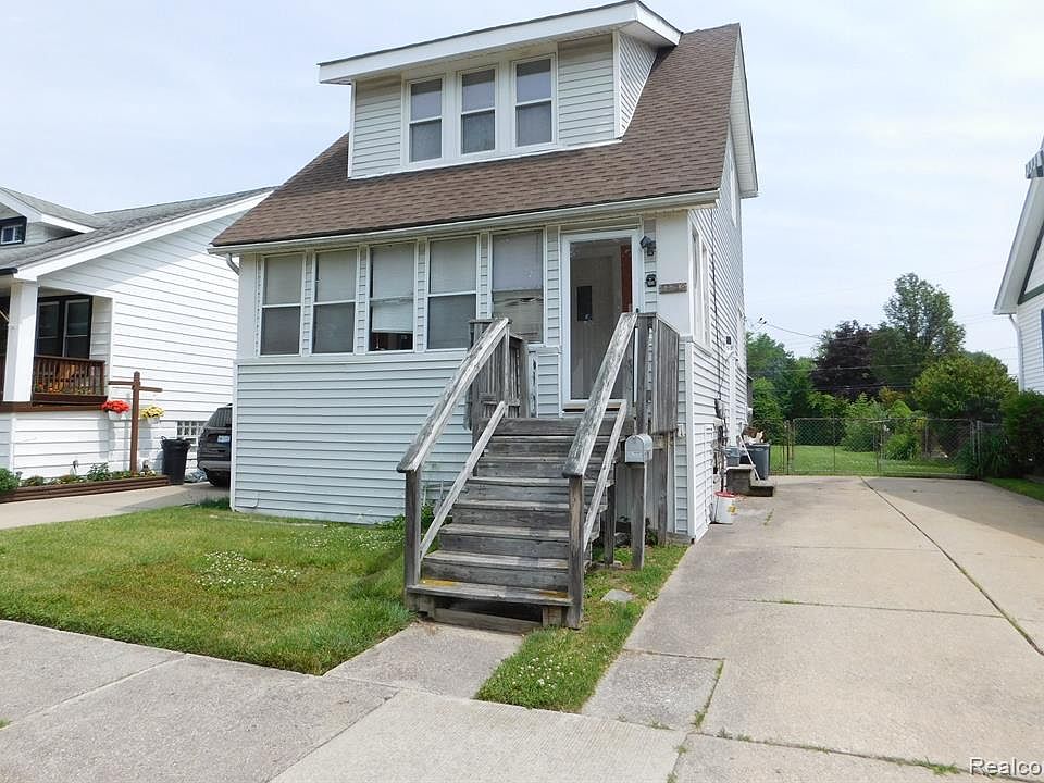 23749 Elmira St, Saint Clair Shores, MI 48082 Zillow