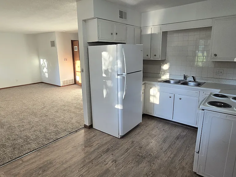 401 Woodland Ave — Photo 4