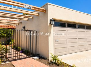 2248 Vista Huerta, Newport Beach, CA 92660