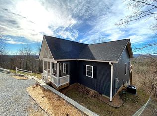 179 Bodges Ln, Hendersonville, NC 28792