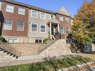 2062 Wellens St #84, Chaska, MN 55318