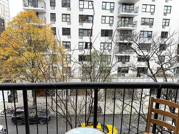 3rd image of 343 W 51st St #4G