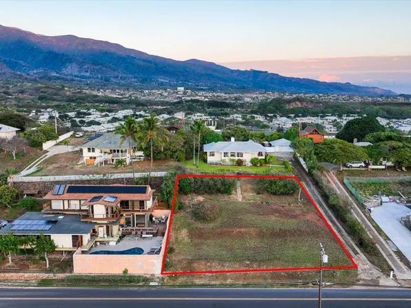 417 Liholiho St #A, Wailuku, HI 96793