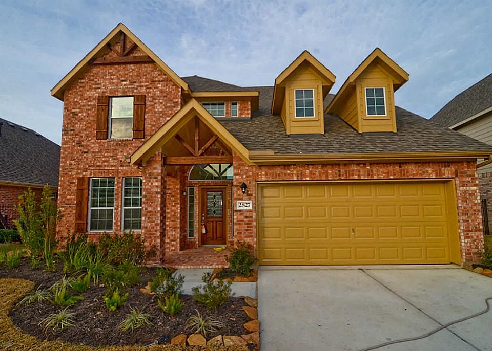 1st image of 2827 Lake Villa Dr