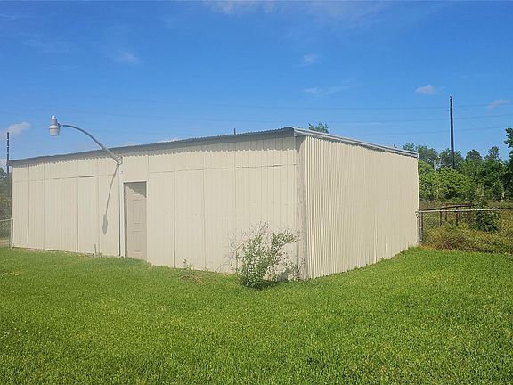 4th image of 3931 Allen Rd