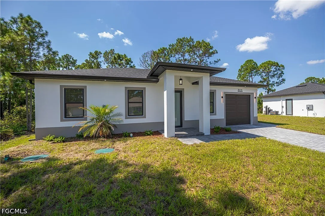 3 bed, 3.0 bath, 1061 sqft, $1,850 — Photo 2