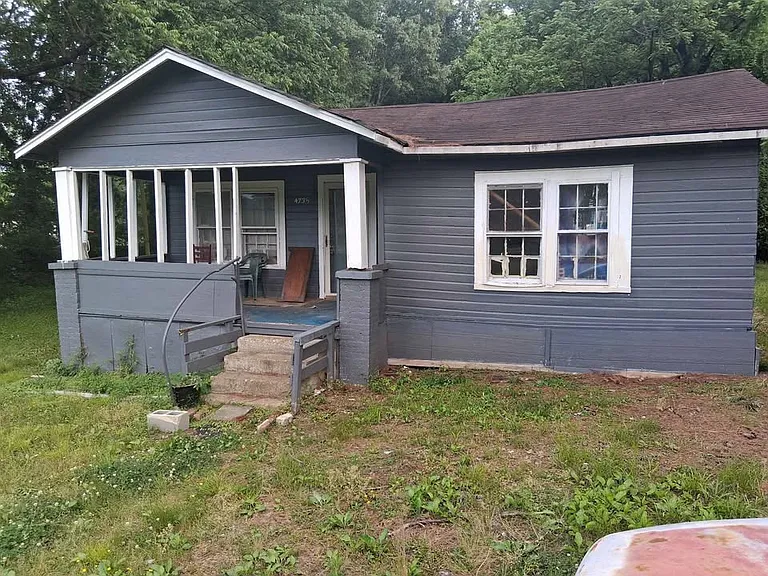 4735 W Main St — Photo 1