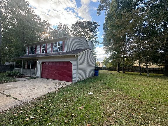 3rd image of 4549 Hollingsworth Ln