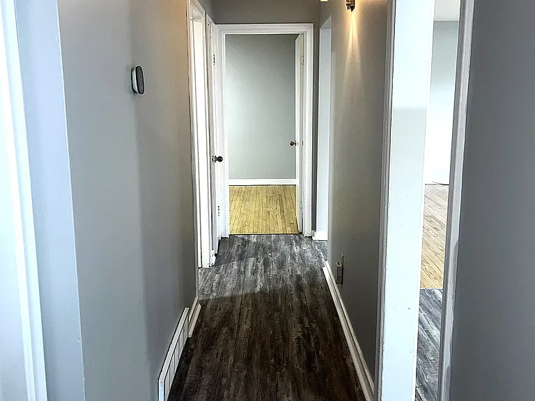 183 Wellington St E #1 — Photo 10