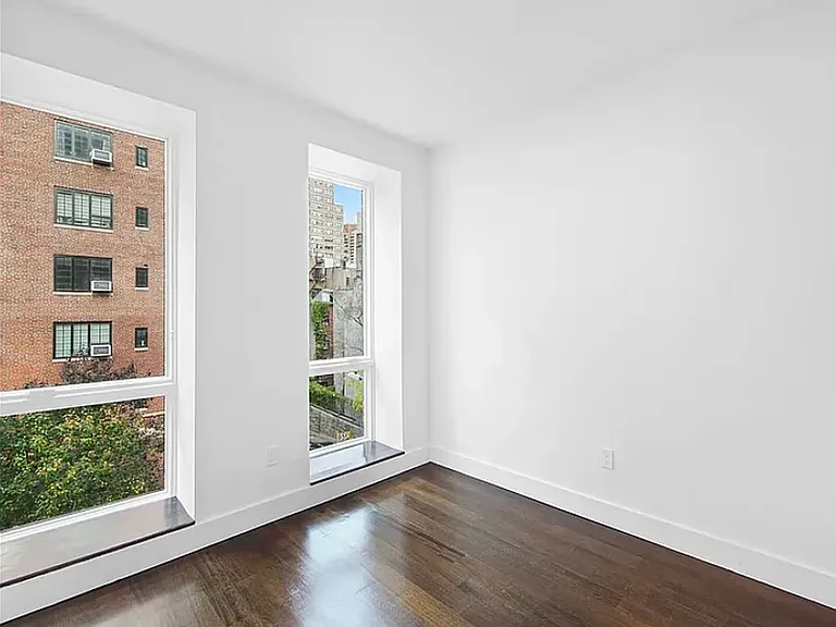 214 E 35th St #3A — Photo 8