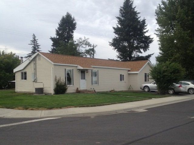 1st image of 202 N Leslie St