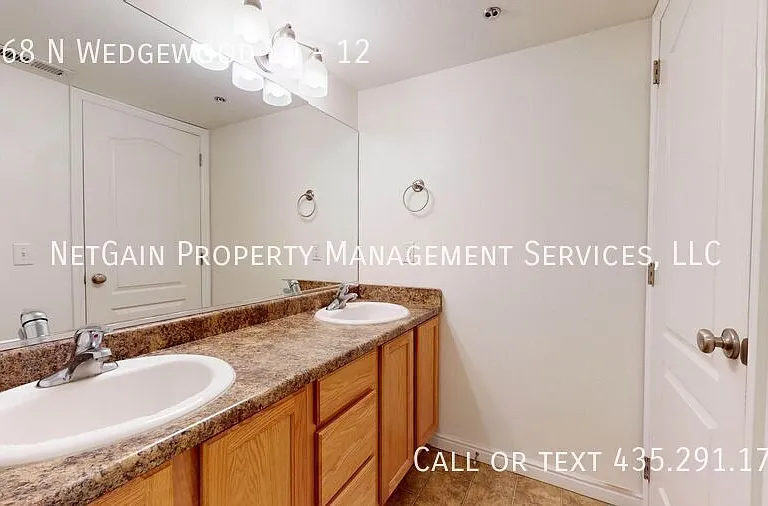 1768 N Wedgewood Ln #12 — Photo 11