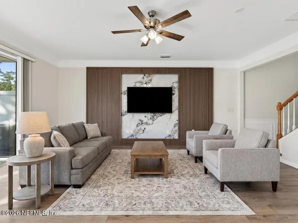 6383 AUTUMN BERRY Circle, Jacksonville, FL 32258