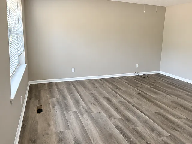 2 bed, 875 sqft, $1,095 — Photo 4