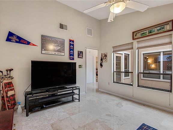 5th image of 2725 Jeffrey Dr