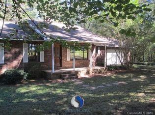 129 Deerchase Cir, Statesville, NC 28625