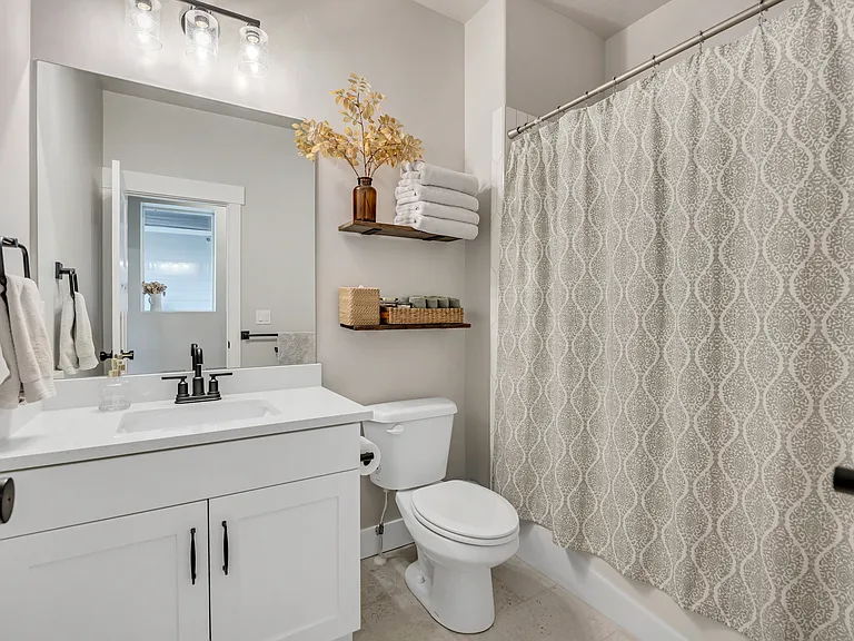 2504 W Sunset Way — Photo 16