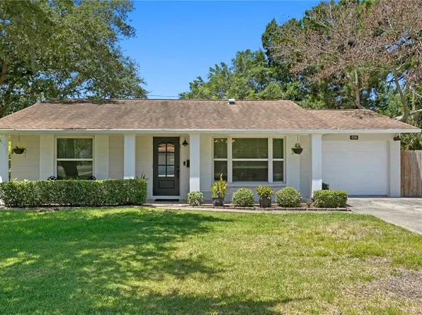 4700 Chancellor St NE, Saint Petersburg, FL 33703