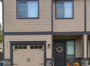 521 N 11th St, Philomath, OR 97370