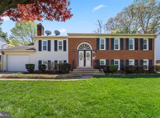 7905 Laural Valley Way, Springfield, VA 22153