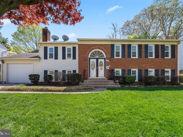 7905 Laural Valley Way, Springfield, VA 22153