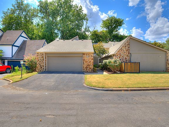 3rd image of 4104 S Florence Ct #4104