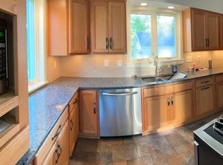 428 Juneway Dr #0, Bay Village, OH