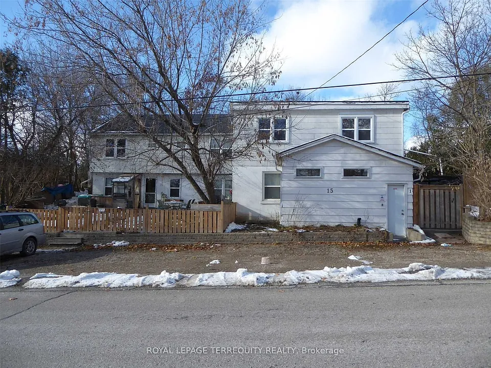 15 John St #4