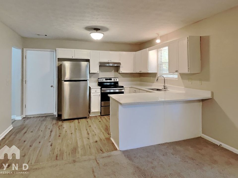 1st image of 5631 Regency Manor Ct