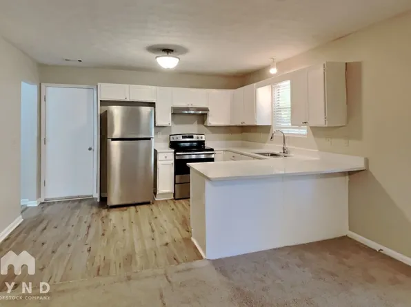 5631 Regency Manor Ct, Lithonia, GA 30038