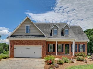 5310 NW School Rd, Greensboro, NC 27409