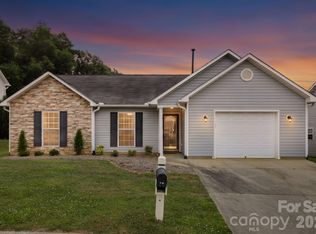 99 Yadkin Rd, Fletcher, NC 28732
