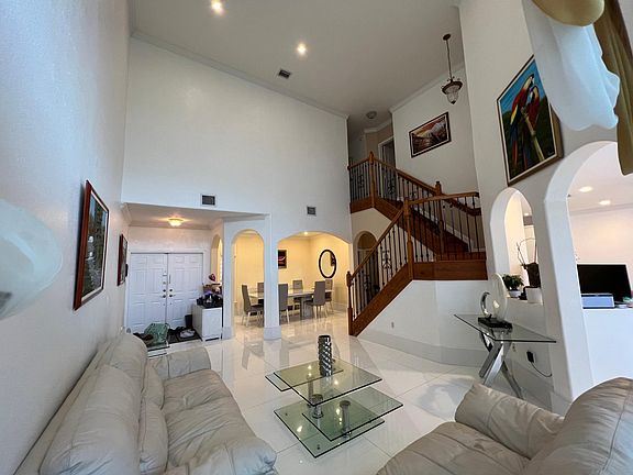 3rd image of 11269 NW 55th Ln