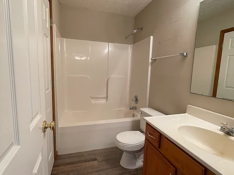 820 Woodsedge Dr #820 — Photo 11