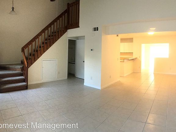 5th image of 1338 Winter Green Way