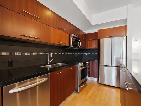 603 Davis St APT 1105, Austin, TX 78701