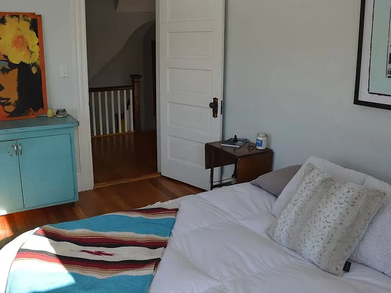 192 Willard Ave #B — Photo 15