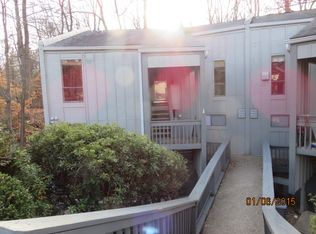 10426 Iron Mill Rd, North Chesterfield, VA 23235