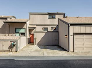 812 Vista Heights Rd, El Cerrito, CA 94530