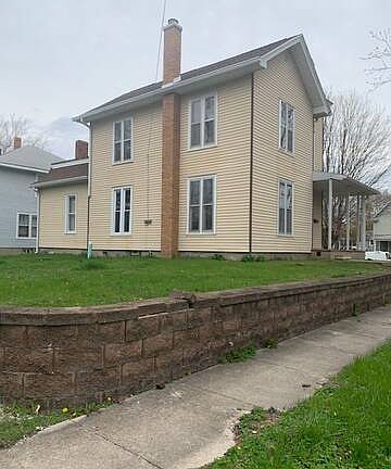 2nd image of 520 E 1st Ave