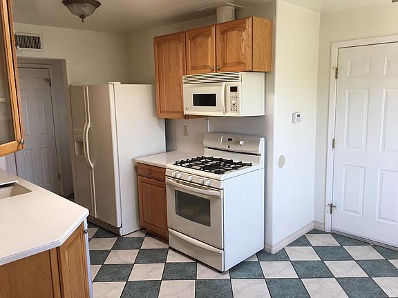2nd image of 6320 E Lake Dr