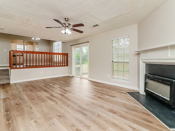 5th image of 6514 Eastbriar Dr